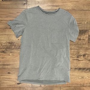 Lululemon Pocket Relaxed Fit T-Shirt - Oxford - Large